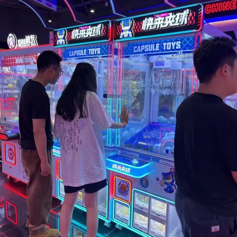 Capsule Toys Claw Machine Cran - đánh giá và giá Arcade Prize Vending Machine